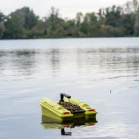 Ridge Monkey Hunter 750 Echo Bait Boat Hi-Vis